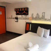 Nice accueille aujourd'hui le premier easyHotel en France