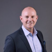 Marriott International nomme Neal Jones au poste de Directeur Commercial et Marketing pour la région Europe, Moyen-Orient et Afrique