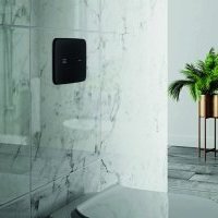 Sanitaire Ideal Standard Group : Nouveaux bâti-supports et plaques de commande de toilettes