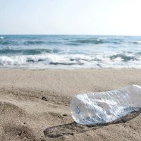 Sondage Noos Global - 65<small class="fine d-inline"> </small>% des Français pensent… que les Français ne sont pas respectueux de l'environnement pendant leurs vacances