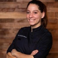 Sabine Pendariès-Issaurat prend les rênes de la cuisine de l'Hôtel La Roche