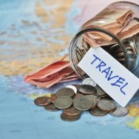 VoyagesPirates : #Etude #Travel #Budget 50<small class="fine d-inline"> </small>% des Français* ont réduit leurs dépenses de loisirs (restaurants, cinéma, concerts…) pour financer leurs vacances d'été
