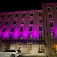 Octobre Rose, le groupe 3A Hôtels La Collection se mobilise pour l'association niçoise SOS Cancer du Sein