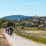 La Provence à vélo : Bosch eBike Systems inaugure son réseau de PowerStations dans le Vaucluse en partenariat avec plusieurs acteurs régionaux