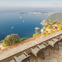 Pour sa 21<sup class="typo_exposants">e</sup> édition, le trophée Pomme d'Or de la sécurité alimentaire est décerné à l'iconique Hôtel Château de la Chèvre d'Or à Eze