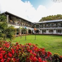 La famille Coussau travaille sur la transmission du Relais de la Poste de Magescq