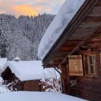 Les vacances ski des français changent de visage : Gens de Confiance en livre les nouvelles règles