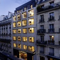 Sanctuaire d'un quartier cosmopolite et souvenirs de l'époque 70's, l'hôtel Pilgrim 4* vient d'ouvrir ses portes au coeur du 5<sup class="typo_exposants">e</sup> arrondissement