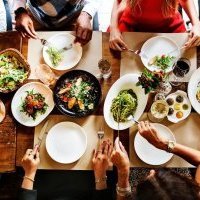 Les habitudes des français au restaurant en 2019 x LaFourchette