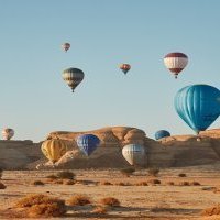 Le festival AlUla Skies revient pour sa 2<sup class="typo_exposants">e</sup> édition mettant en valeur la richesse des sites culturels d'AlUla 