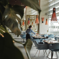 Accor soutient un programme d'accompagnement innovant en faveur de l'embauche de personnes exilées conçu par l'Institut Weavers