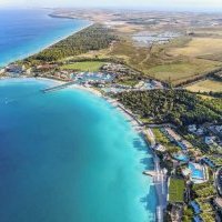 Le groupe Sani/Ikos conclut un nouvel accord de partenariat stratégique, valorisant l'entreprise à 2,3 milliards d'euros, avec le fonds GIC