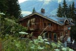 Iconic House étoffe sa collection de Maisons d'exception avec le chalet «<small class="fine d-inline"> </small>le 1550<small class="fine d-inline"> </small>» à Courchevel