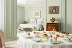 Le Bristol Paris propose d'un petit-déjeuner d'exception, seul à seul avec une toile de Pablo Picasso dans une de ses Junior Suites