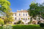 Le château de Collias poursuit sa quête de l'excellence en appartenant désormais à la classification 5 étoiles des hébergements très haut de gamme