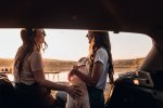 Vacances “pet-friendly” : un tiers (34<small class="fine d-inline"> </small>%) des voyageurs français avouent organiser leurs séjours en fonction de leur chien selon Booking[.]com