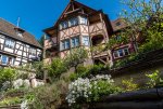 Booking[.]com récompense plus d'un million de partenaires avec les Traveler Review Awards 2022