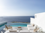 The Set Collection dévoile sa nouvelle adresse : DEOS Mykonos