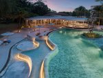 L'éclat européen du Méridien Phuket Mai Khao Beach Resort illumine la côte paisible de Phuket