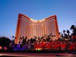 L'emblématique Treasure Island, aux 2884 clés, devient le plus grand hôtel dE Accor au monde et son premier établissement à Las Vegas, haut lieu du divertissement a la renommée internationale