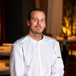Le Chef Florian Favario nommé Chevalier de l'Ordre national du Mérite