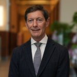 Le Peninsula Paris nomme Luc Delafosse au poste de directeur général 
