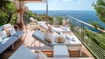 L'iconique Club Dauphin du Grand-Hôtel du Cap-Ferrat, A Four Seasons Hotel, dévoile le nouveau décor de sa cabana signé par Dolce&Gabbana
