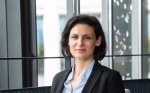 Le Groupe EHL renouvelle le mandat de D<sup class="typo_exposants">r</sup>. Inès Blal en qualité de Doyenne exécutive