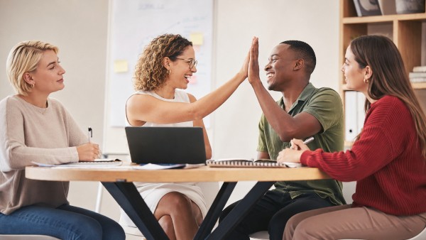 Sondage Fasterclass sur la qualité relationnelle au travail : où en sont vraiment les salariés français<small class="fine d-inline"> </small>?