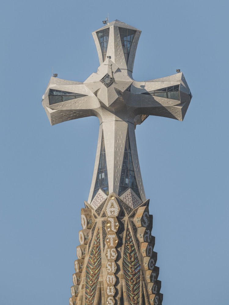 La Sagrada Família à Barcelone : bénédiction et inauguration de la tour de Jésus-Christ