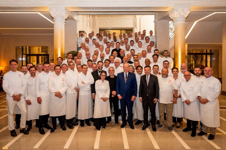 Le Guide MICHELIN et Monte-Carlo Société des Bains de Mer réunissent 110 chefs étoilés à l'Hôtel de Paris Monte-Carlo pour un Dîner des Chefs inédit