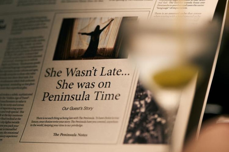 Les clients de The Peninsula Hotels ne sont jamais en avance ni en retard : ils vivent à l'heure «<small class="fine d-inline"> </small>Peninsula Time<small class="fine d-inline"> </small>»