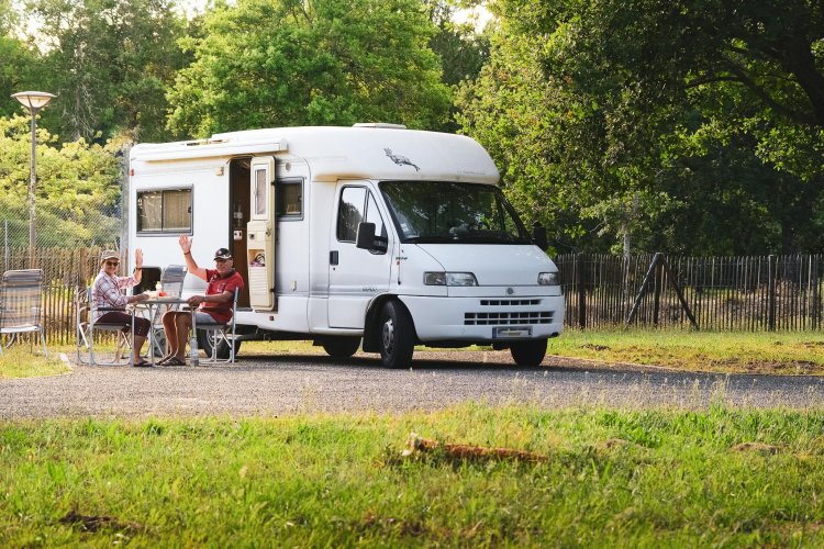 Baromètre été 2026 Camping-Car Park : Malgré le coût du carburant, 78,3% des camping-caristes partiront cet été