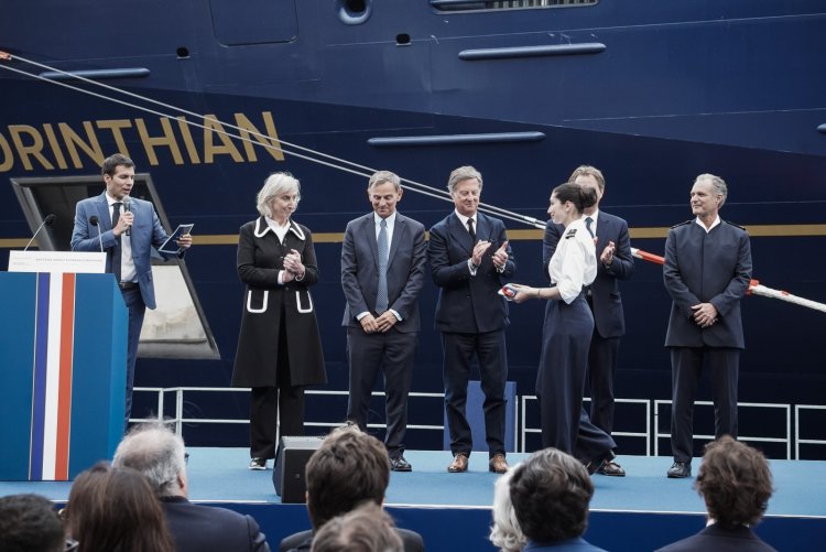Orient Express et Chantiers de l'Atlantique célèbrent le baptême d'Orient Express Corinthian