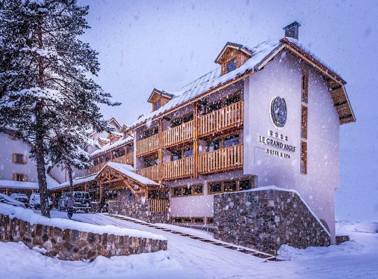 Transaxio Hôtel accompagne avec succès la cession du Grand Aigle Hôtel & Spa (Serre-Chevalier)