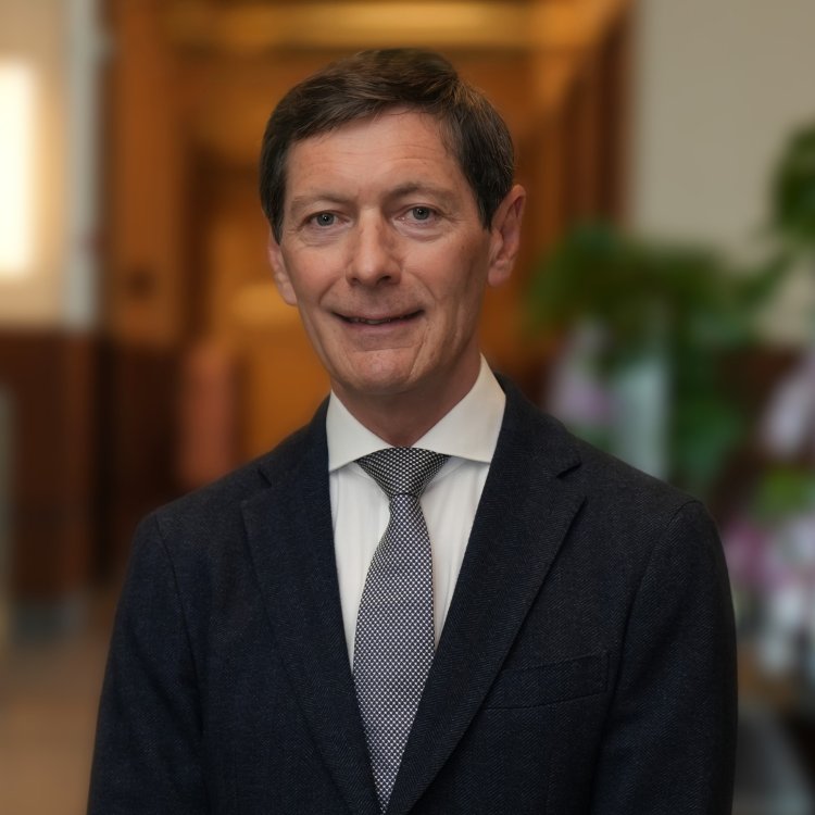 Le Peninsula Paris nomme Luc Delafosse au poste de directeur général 